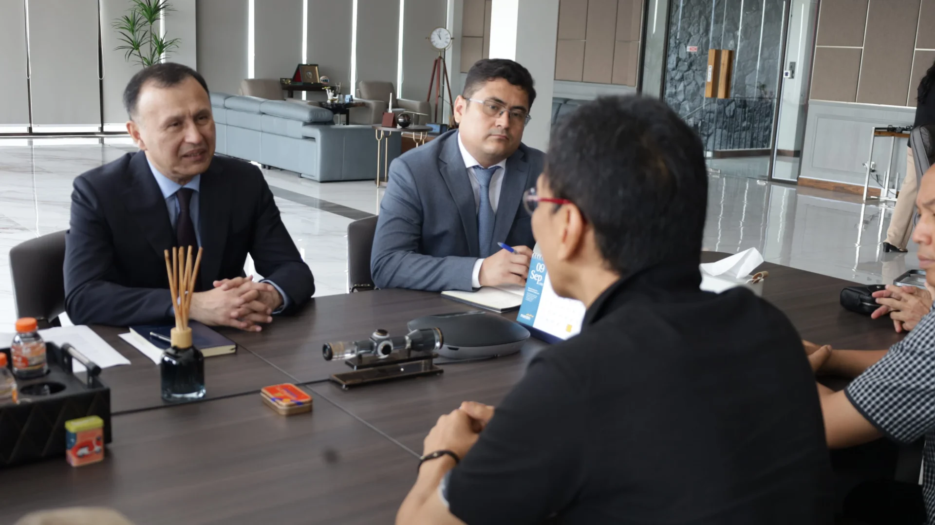 Perkuat Sinergi, EGI Resources dan Dubes Uzbekistan Bahas Investasi serta Perdagangan Bilateral
