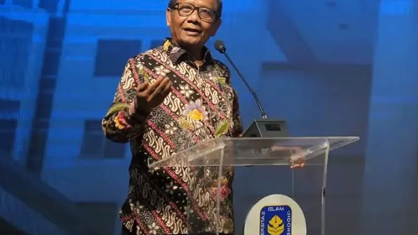 Mahfud MD Soroti Pengalihan Penyidikan Febrie Adriansyah ke Kejaksaan, Ingatkan Potensi Risiko Hukum