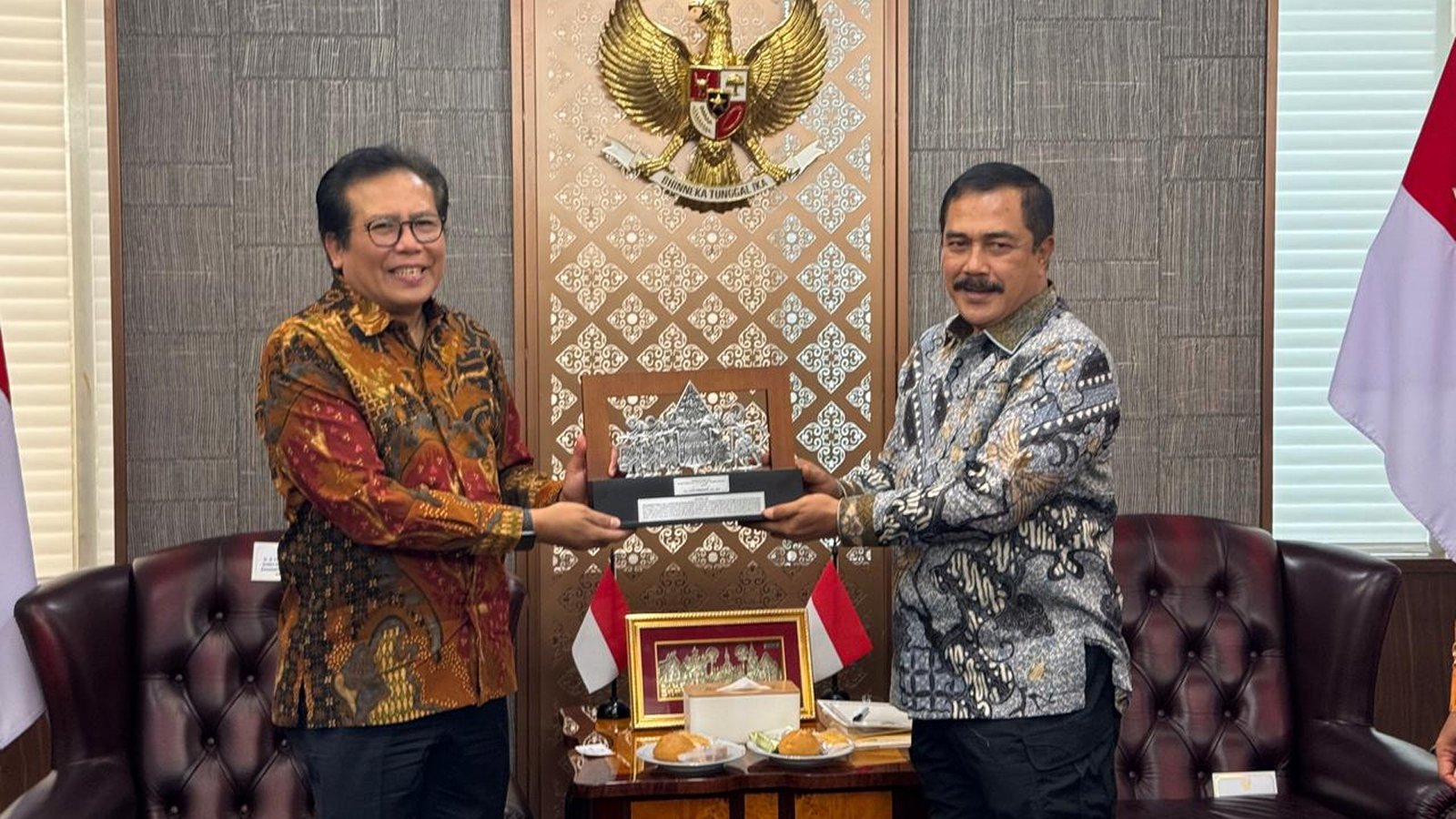 Indonesia Resmi Bebaskan Visa Warga Kazakhstan, Peluang Pariwisata dan Investasi Kian Terbuka